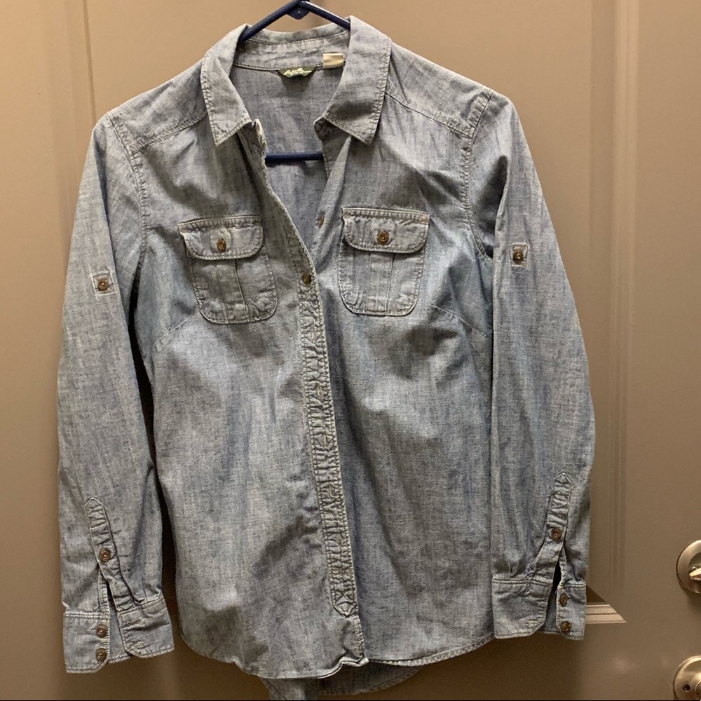 Denim/chambray shirt